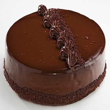 Sıcak Servis Tavsiyeli 6–9 Kişilik Çikolatalı Yaş Pasta